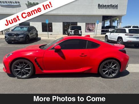 Used 2024 Subaru BRZ Limited w/ Popular Package 2 RWD image 2