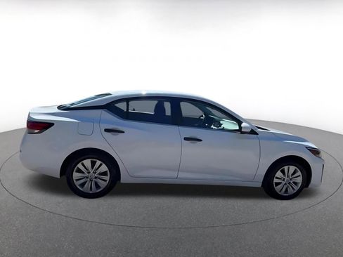 Used 2025 Nissan Sentra S image 16