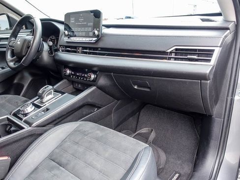 Used 2022 Mitsubishi Outlander SE image 13