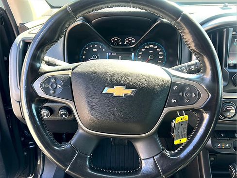 Used 2018 Chevrolet Colorado Z71 w/ Z71 Midnight Edition AWD/4WD image 19