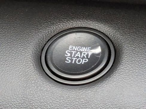 Used 2026 Hyundai Elantra Sport image 28