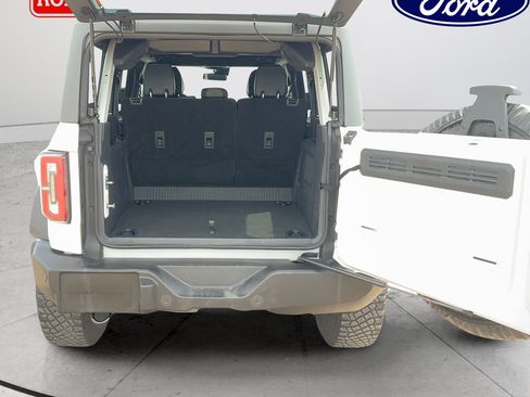 Used 2024 Ford Bronco Wildtrak AWD/4WD image 21