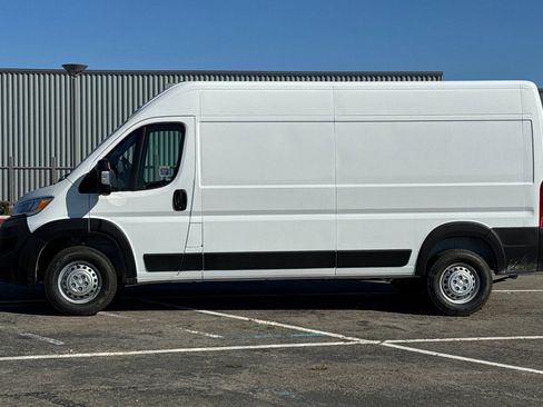 New 2026 RAM ProMaster 2500 image 6