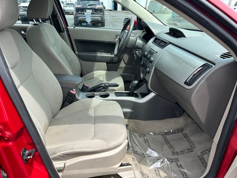 Used 2009 Ford Focus SES FWD image 14