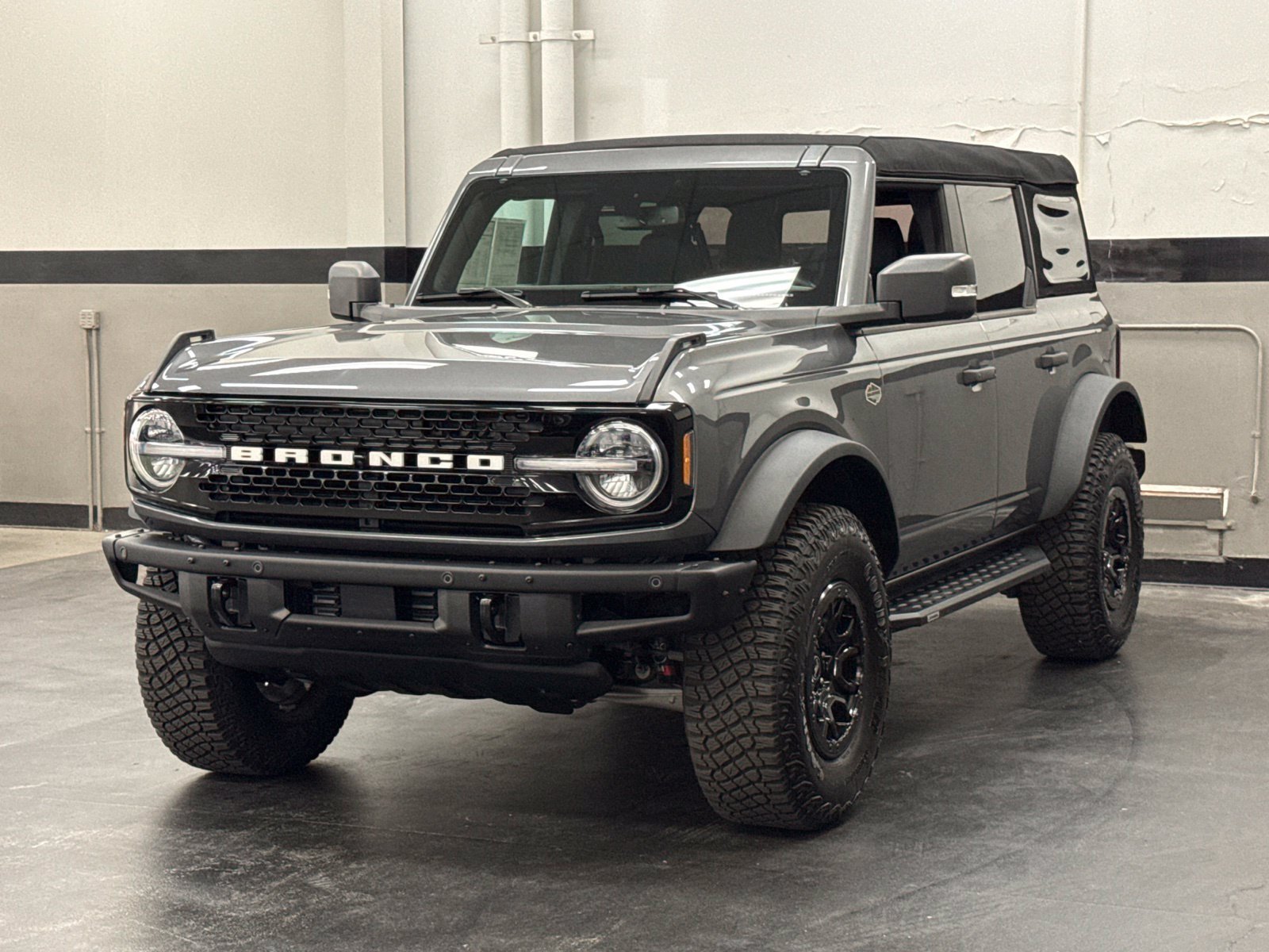Used 2024 Ford Bronco Wildtrak AWD/4WD image 7