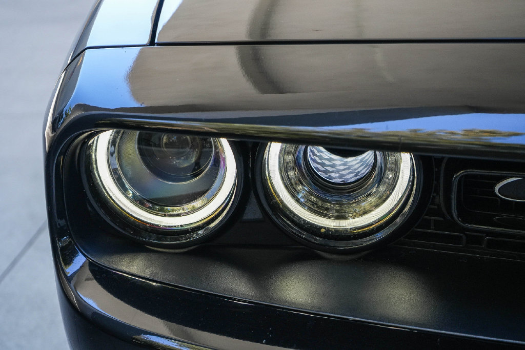 Used 2022 Dodge Challenger R/T Scat Pack RWD image 9