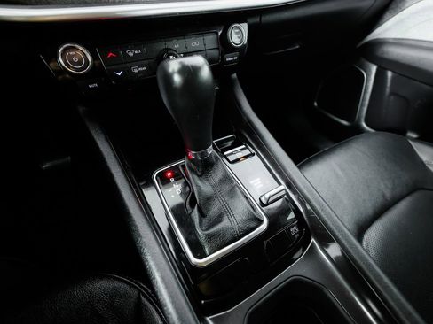 Used 2022 Jeep Compass Latitude image 27