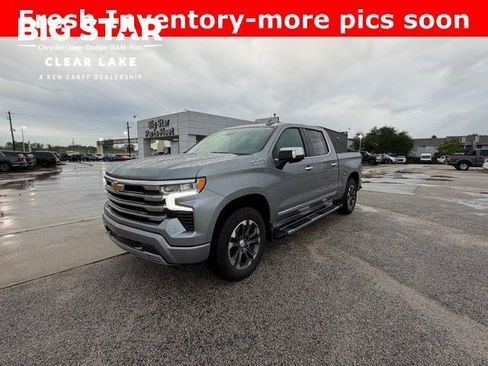 Used 2024 Chevrolet Silverado 1500 High Country w/ Technology Package AWD/4WD image 1