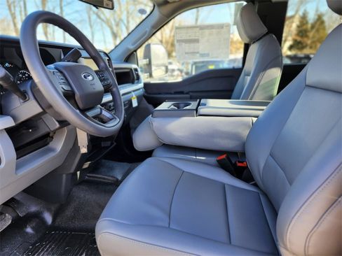 New 2026 Ford F250 XL image 18
