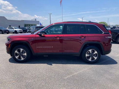New 2024 Jeep Grand Cherokee Limited 4xe w/ Luxury Tech Group II AWD/4WD image 2