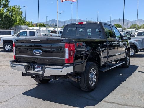 Used 2018 Ford F350 Lariat w/ Lariat Ultimate Package AWD/4WD image 3