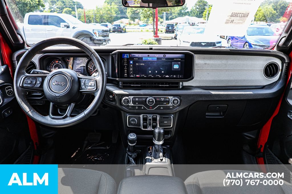 Used 2024 Jeep Wrangler Unlimited Sport AWD/4WD image 27