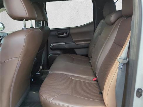 Used 2017 Toyota Tacoma Limited image 20