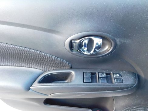 Used 2017 Nissan Versa SV image 25