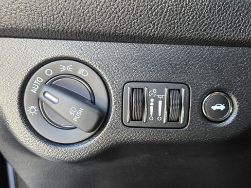 Used 2021 Dodge Challenger R/T Scat Pack w/ T/A Package RWD image 29