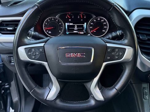 Used 2017 GMC Acadia SLT w/ LPO, Floor Liner Package AWD/4WD image 23