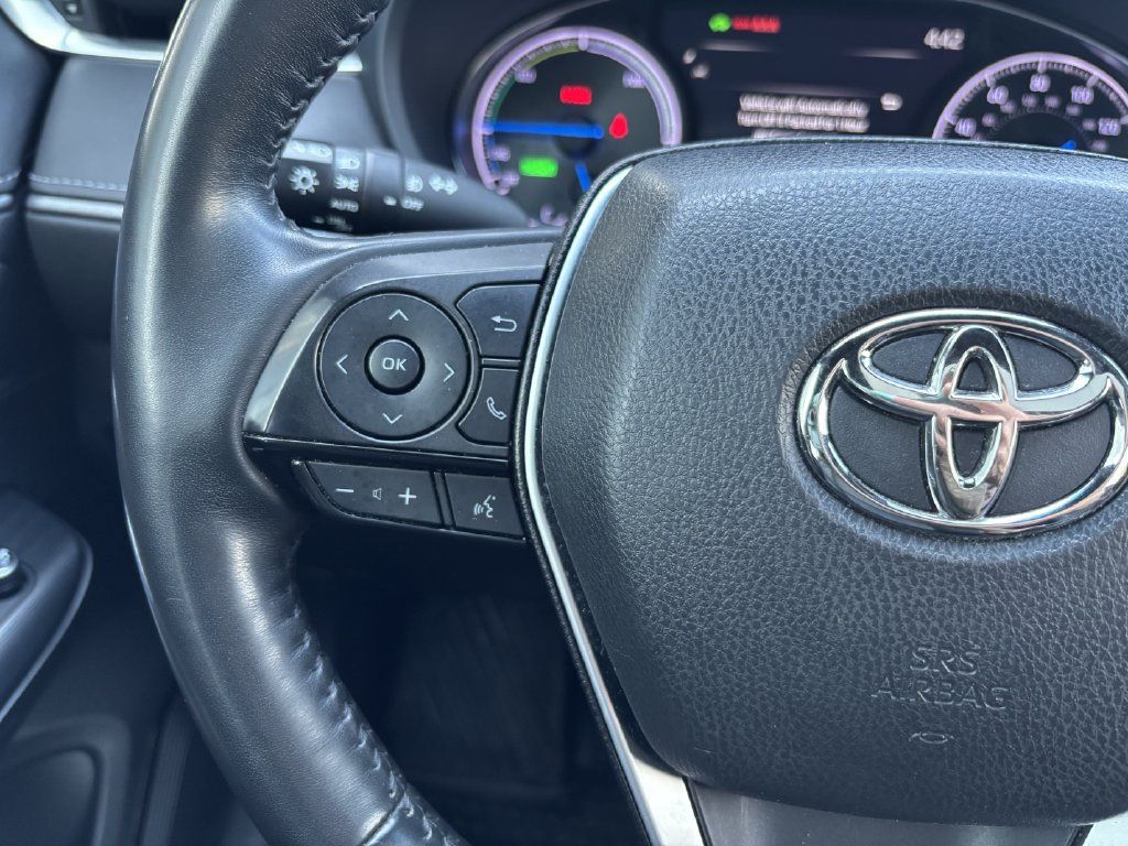 Used 2022 Toyota Venza Limited w/ Advanced Technology Package AWD/4WD image 16