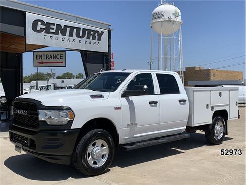 Used 2022 RAM 2500 Tradesman AWD/4WD image 1