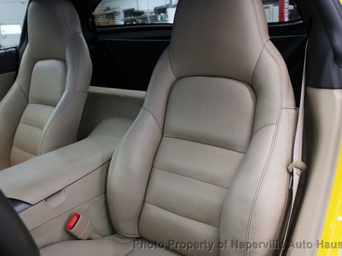Used 2007 Chevrolet Corvette Coupe w/ Preferred Equipment Group RWD image 22