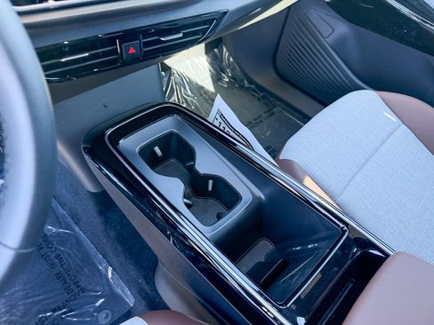 New 2026 Volkswagen ID.4 Pro RWD image 19