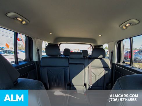 Used 2025 Hyundai Santa Fe SEL image 6