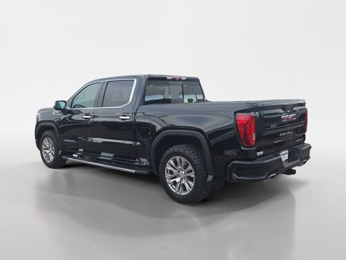 Used 2020 GMC Sierra 1500 Denali w/ Technology Package AWD/4WD image 3
