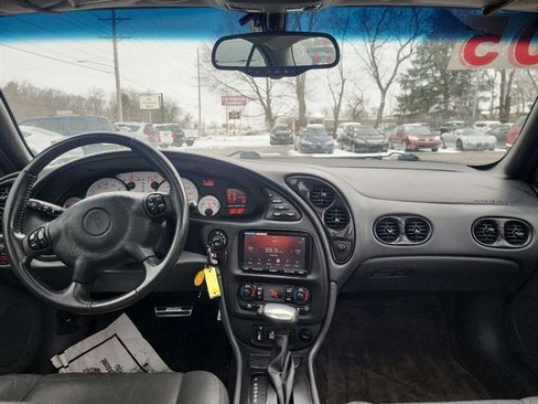 Used 2005 Pontiac Bonneville GXP image 9