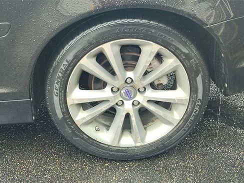 Used 2013 Volvo C70 T5 w/ Climate Pkg image 28