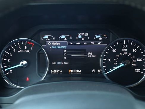 Used 2021 Ford Expedition Max XLT image 19