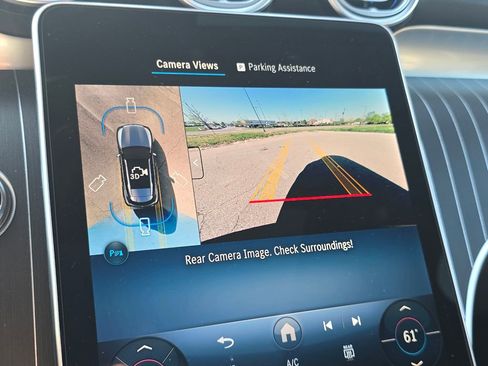 Used 2026 Mercedes-Benz GLC 300 4MATIC image 32