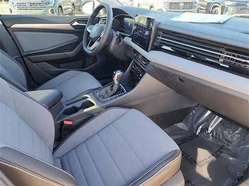 New 2026 Volkswagen Jetta SE image 14