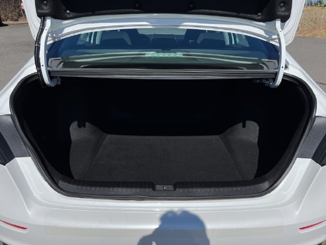 Certified 2023 Honda Accord LX image 12