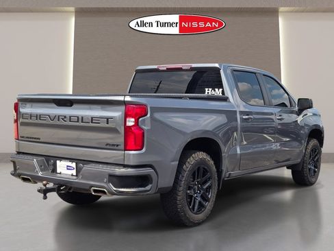 Used 2022 Chevrolet Silverado 1500 RST w/ LPO, Blackout Package AWD/4WD image 7