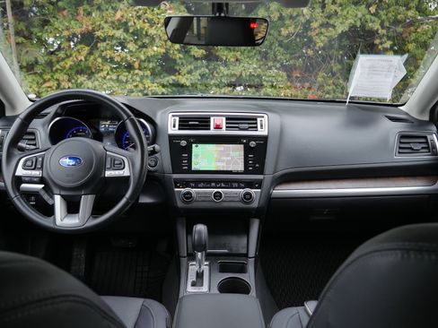 Used 2017 Subaru Outback 3.6R Limited image 10