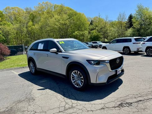 Used 2024 MAZDA CX-90 3.3 Turbo w/ Preferred Plus AWD/4WD image 8