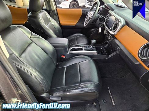 Used 2020 Toyota Tacoma SR5 image 16