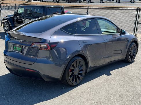 Used 2022 Tesla Model Y Performance AWD/4WD image 5
