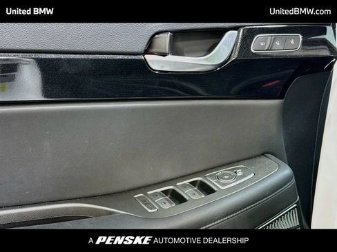 Used 2022 Hyundai Palisade Limited FWD image 10