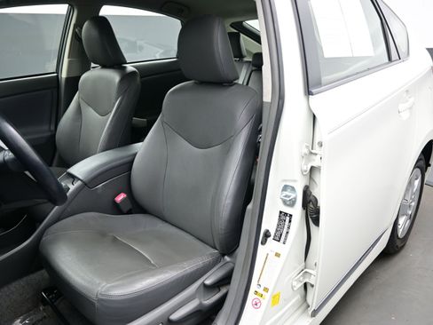 Used 2011 Toyota Prius Four FWD image 10