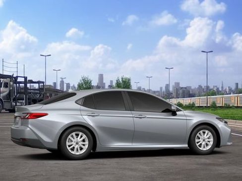 New 2026 Toyota Camry LE image 12