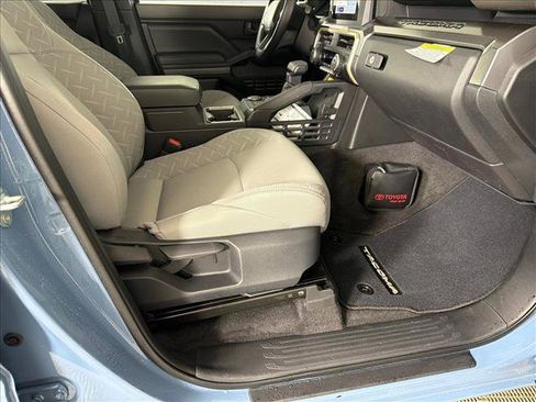 Used 2026 Toyota Tacoma SR5 RWD image 13
