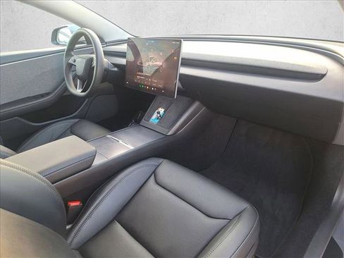 Used 2025 Tesla Model 3 Long Range image 19