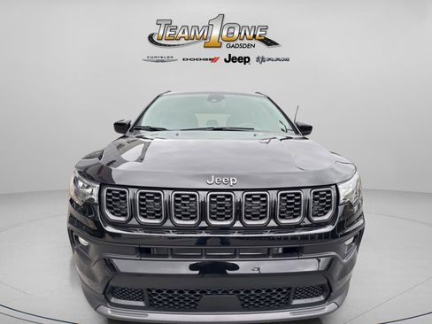 New 2026 Jeep Compass Latitude image 3