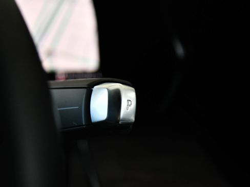 Used 2025 Chevrolet Tahoe LT image 39