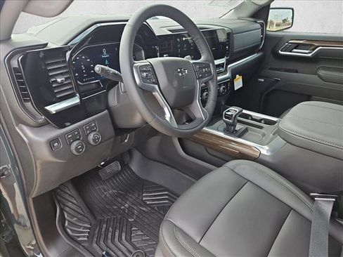 New 2026 Chevrolet Silverado 1500 LT Trail Boss w/ LT Trail Boss Premium Package AWD/4WD image 3