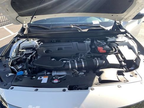 Used 2021 Honda Accord Sport image 16