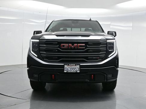 Used 2022 GMC Sierra 1500 AT4 w/ AT4 Premium Package AWD/4WD image 47