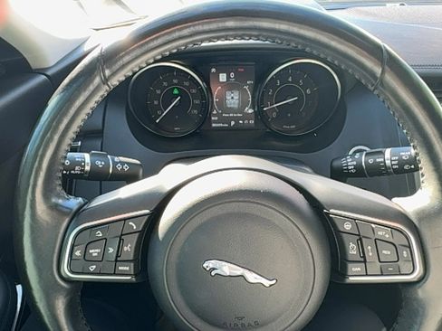 Used 2018 Jaguar E-PACE S image 28