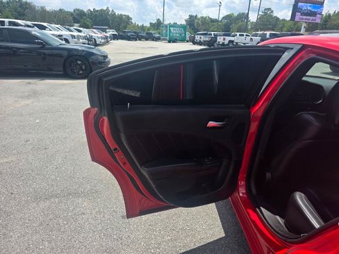 Used 2016 Dodge Charger SXT w/ Plus Group RWD image 8