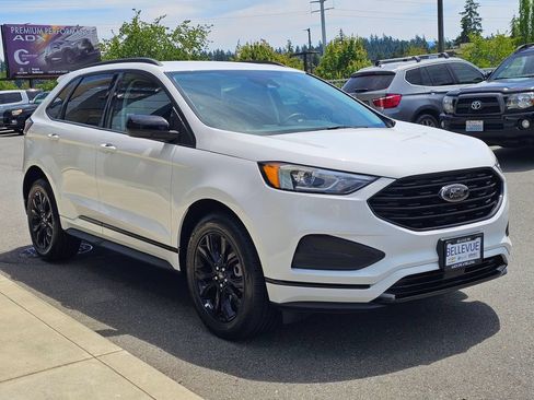 Used 2024 Ford Edge SE w/ Black Appearance Package AWD/4WD image 7